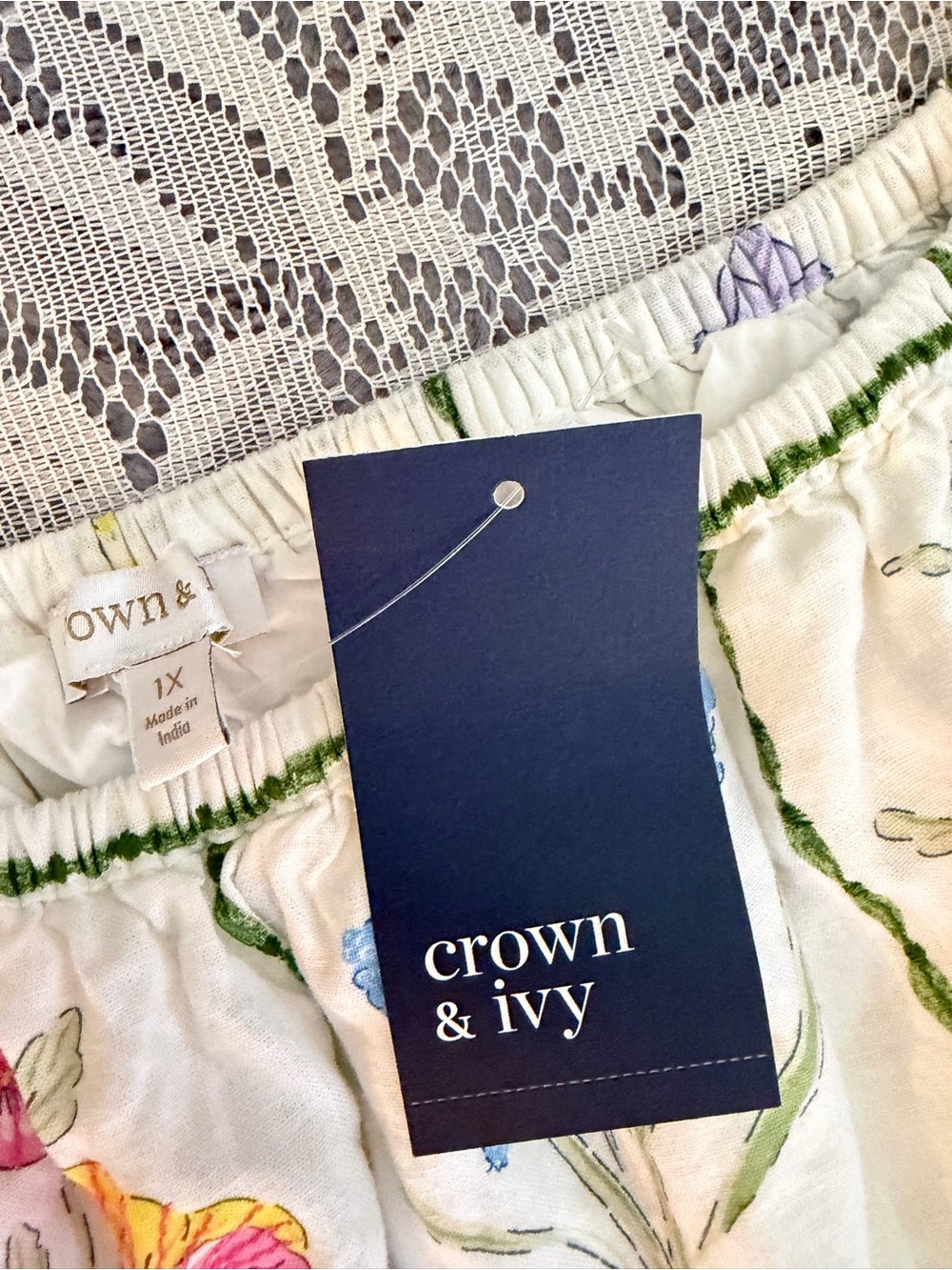 Crown & Ivy Linen Blend Floral Embroidered Ruffled Grid Dress, Size 1X - Picture 8 of 9